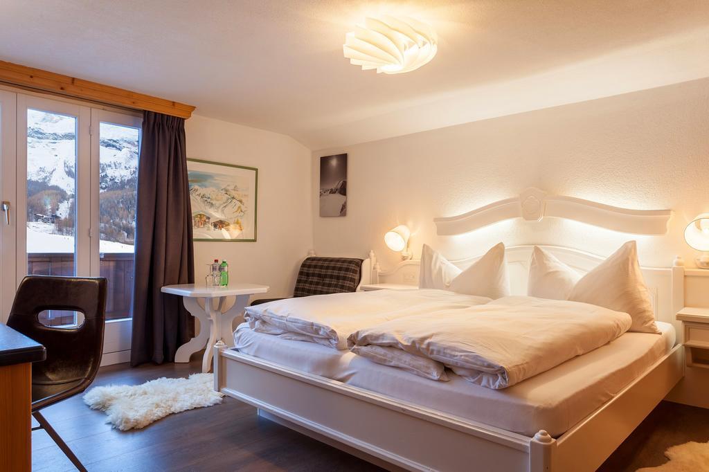 Hotel The Larix Ski-In Ski-Out Зас-Фе Экстерьер фото